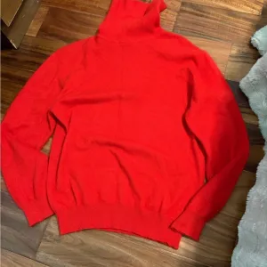 Charter Club Red 100 % cashmere Turtleneck Sweater