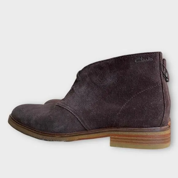 Clarks Mens Clarkdale DBT Chukka Boot US 11 Dark Brown Suede Desert Boot Shoe