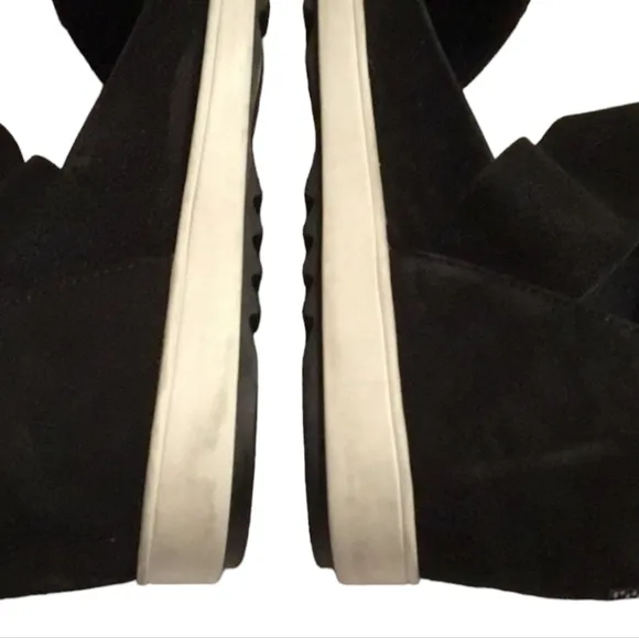 Eileen Fisher Viv Tumbled Nubuck Wedge Sandal Size 9 Black