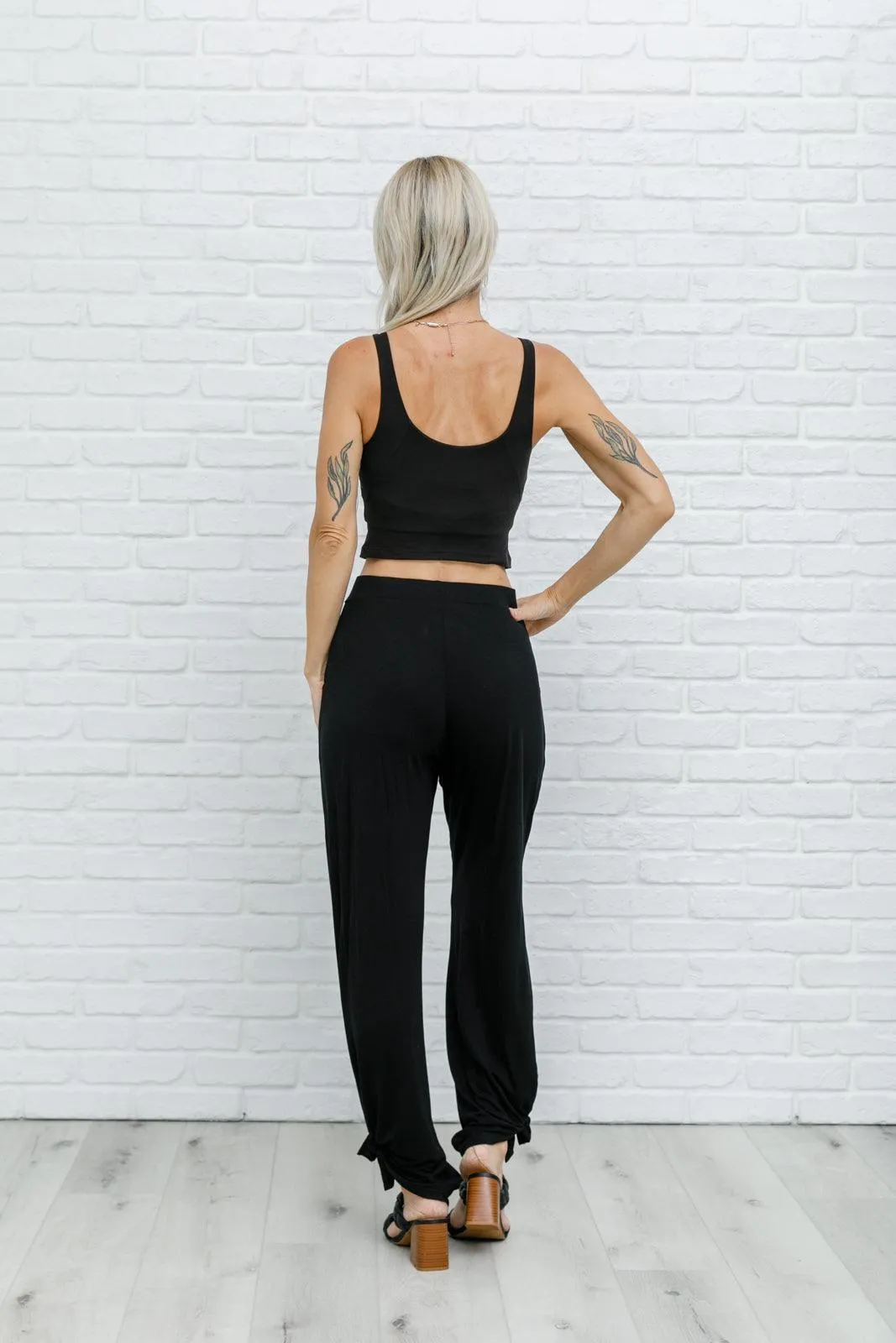 Hazel Blues® | Move With Me Black Tank