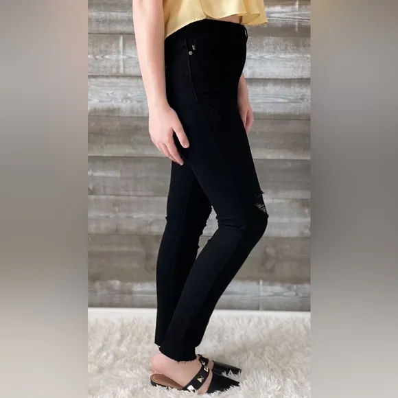 judy blue black skinny jeans heavy distressing raw hem JB88562REG BK