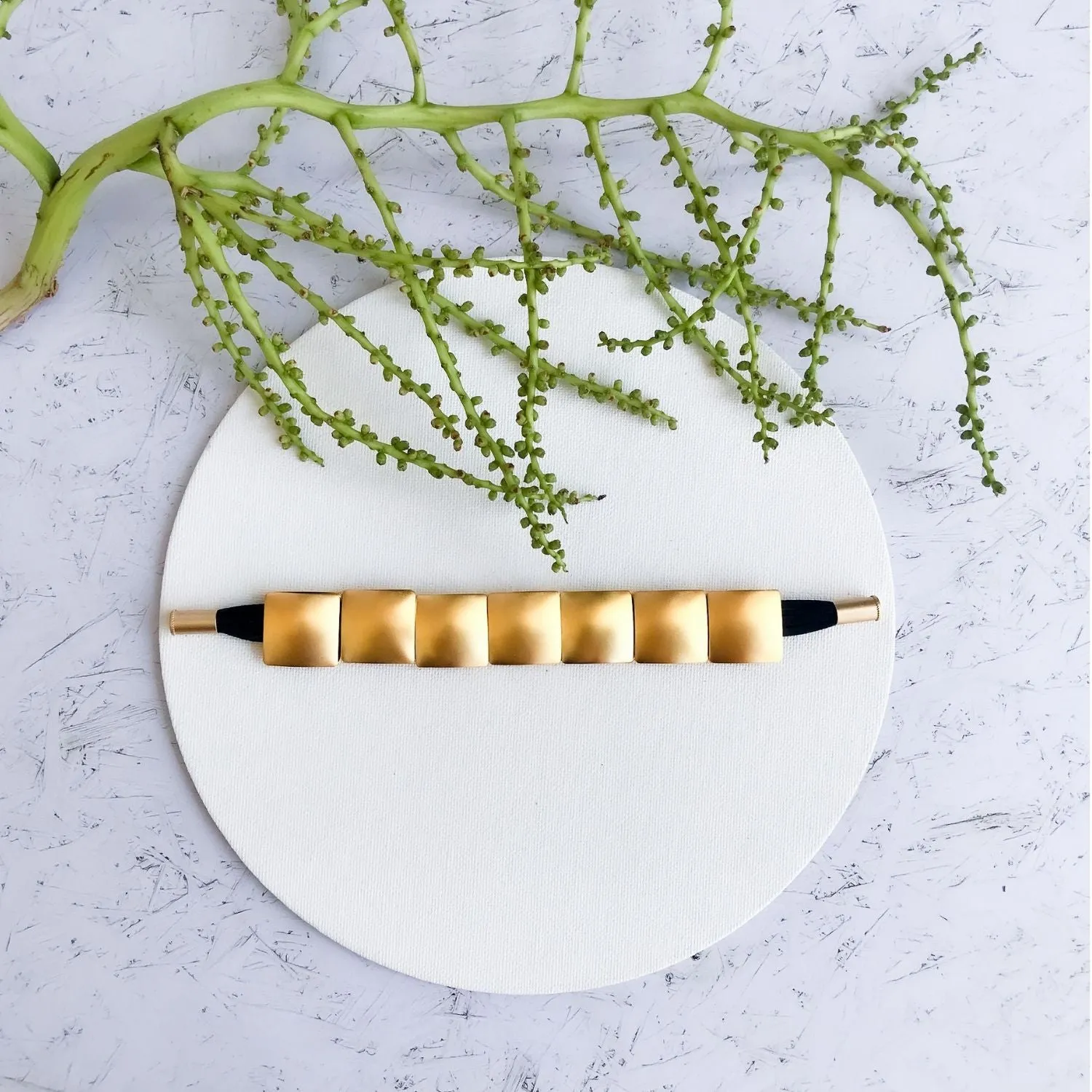 Lucy - Modern gold link bracelet