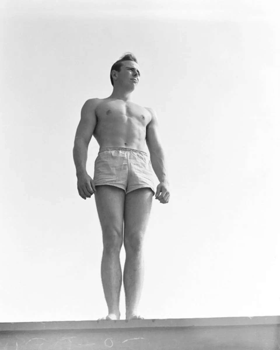 [man on platform], Santa Monica