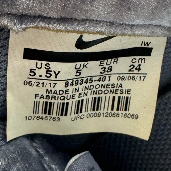 Nike Velvet Air Force 1 LV8 Sky Blue Sneakers (849345-401)  size 5.5y