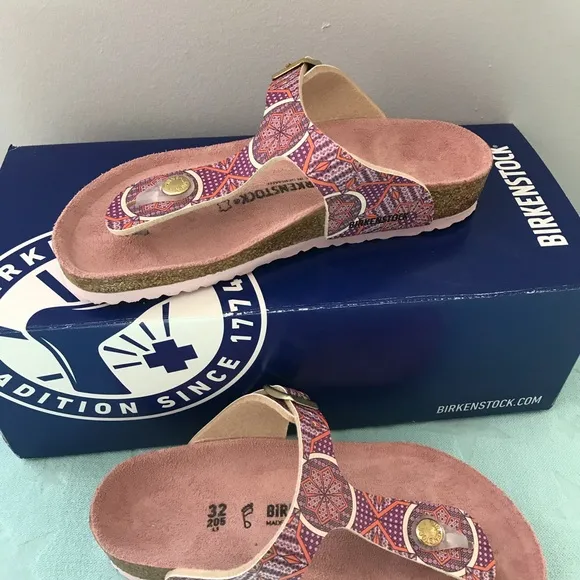 NWOT 🦄 Birkenstock Girls’ Gizeh 🦄