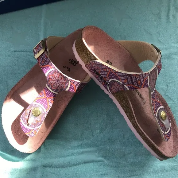 NWOT 🦄 Birkenstock Girls’ Gizeh 🦄