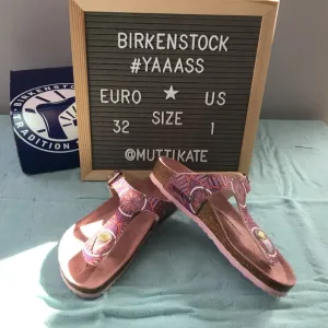 NWOT 🦄 Birkenstock Girls’ Gizeh 🦄