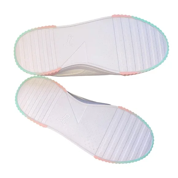 Puma Carina Fade Jr. sneakers. Aruba blue/Bridal rose. Size 5.5C.