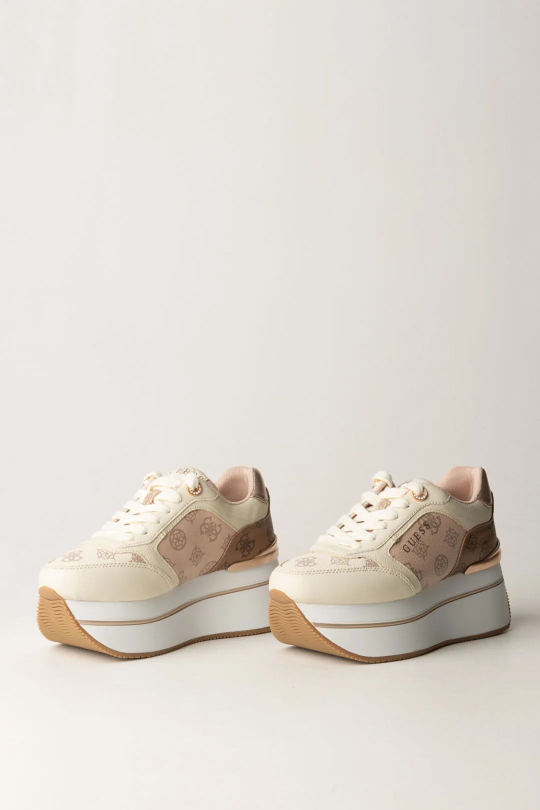 Sneakers con Inserti Logati e Platform