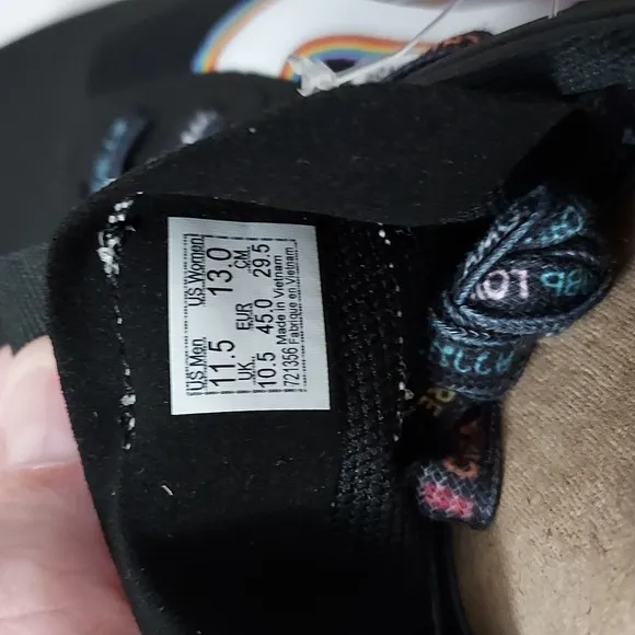 Vans Ultrarange Exo Pride sneakers