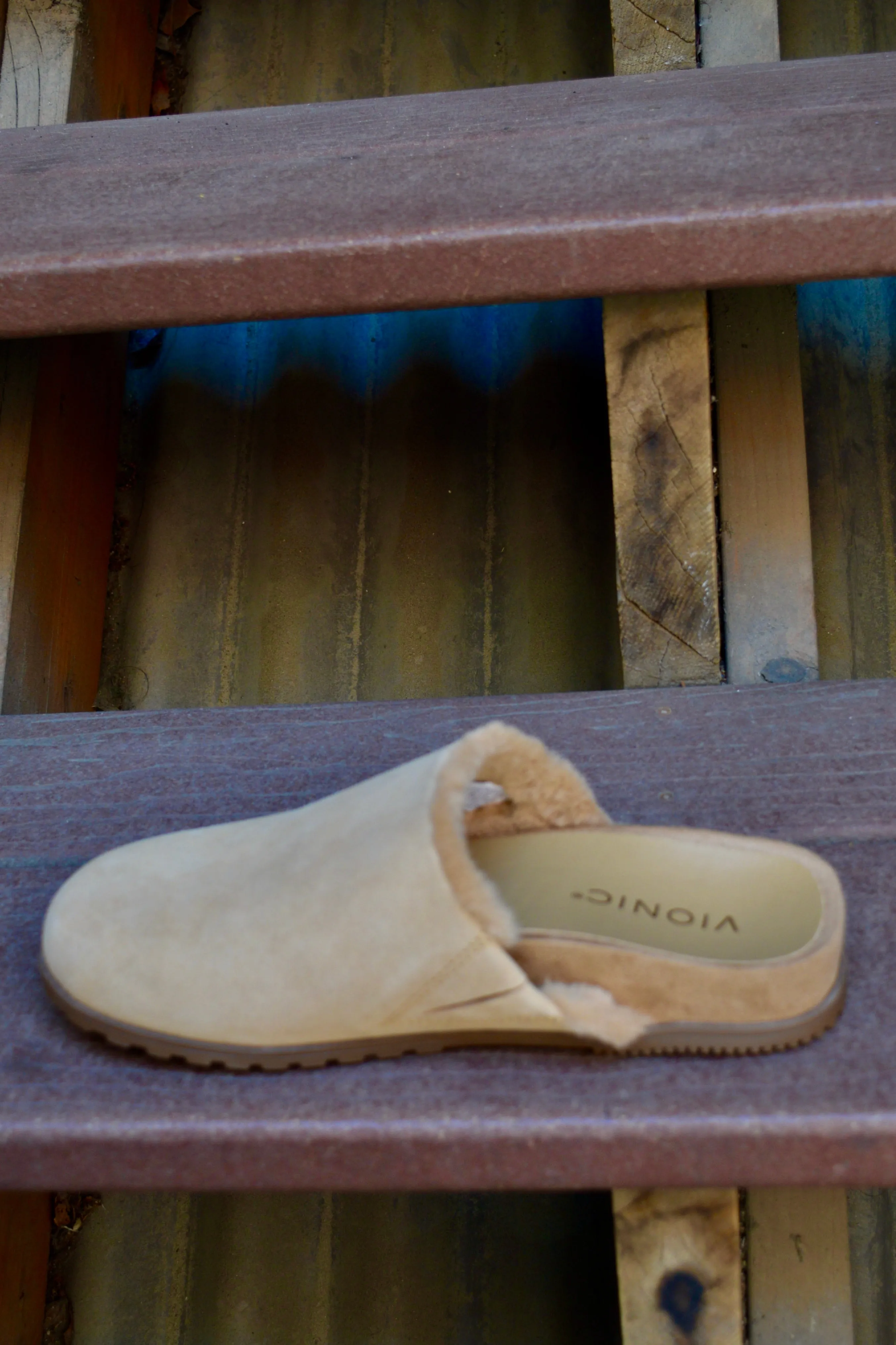 Vionic Arlette Size 6.5 only