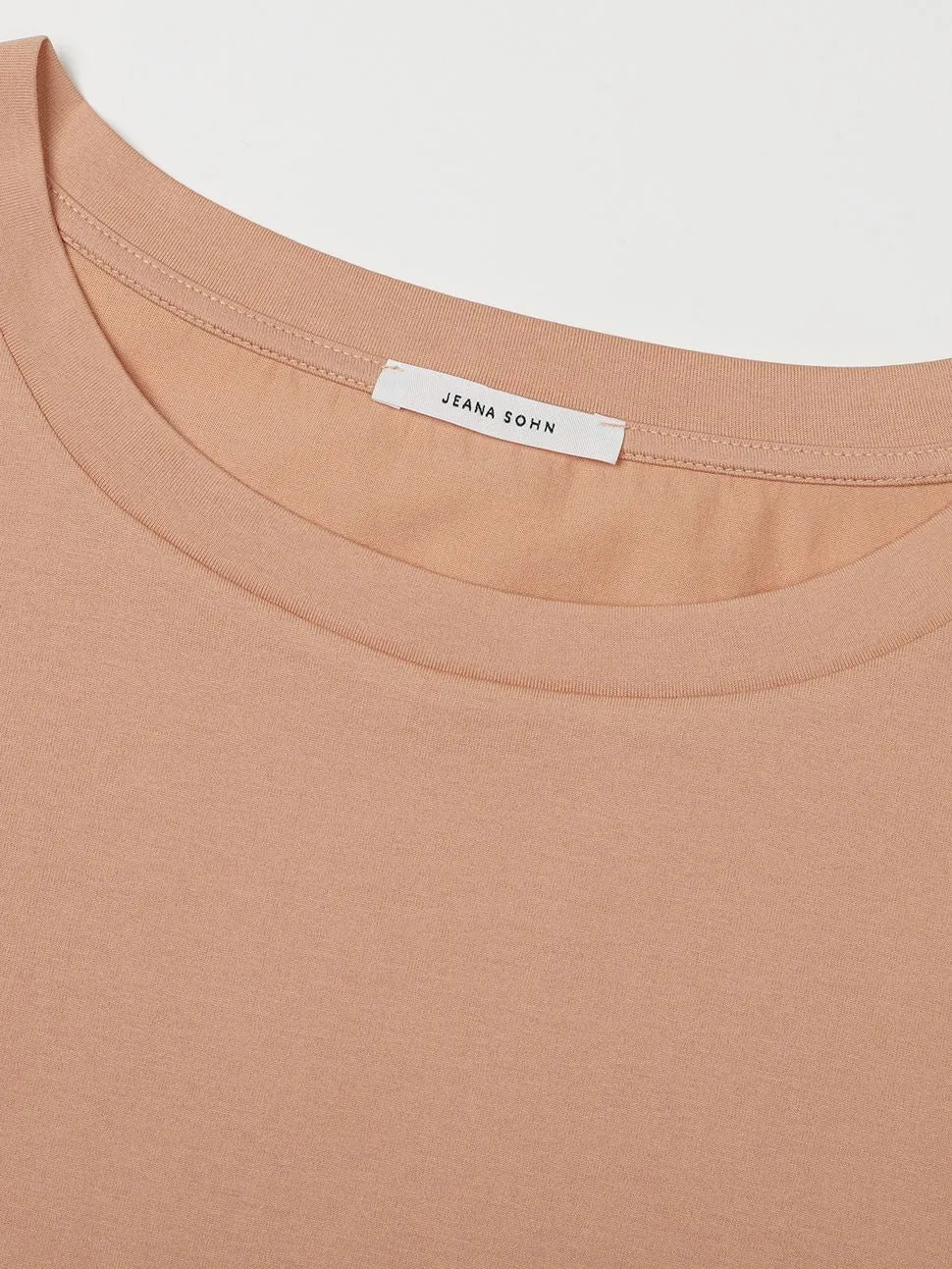 Wide neck Garçon T shirt - warm beige