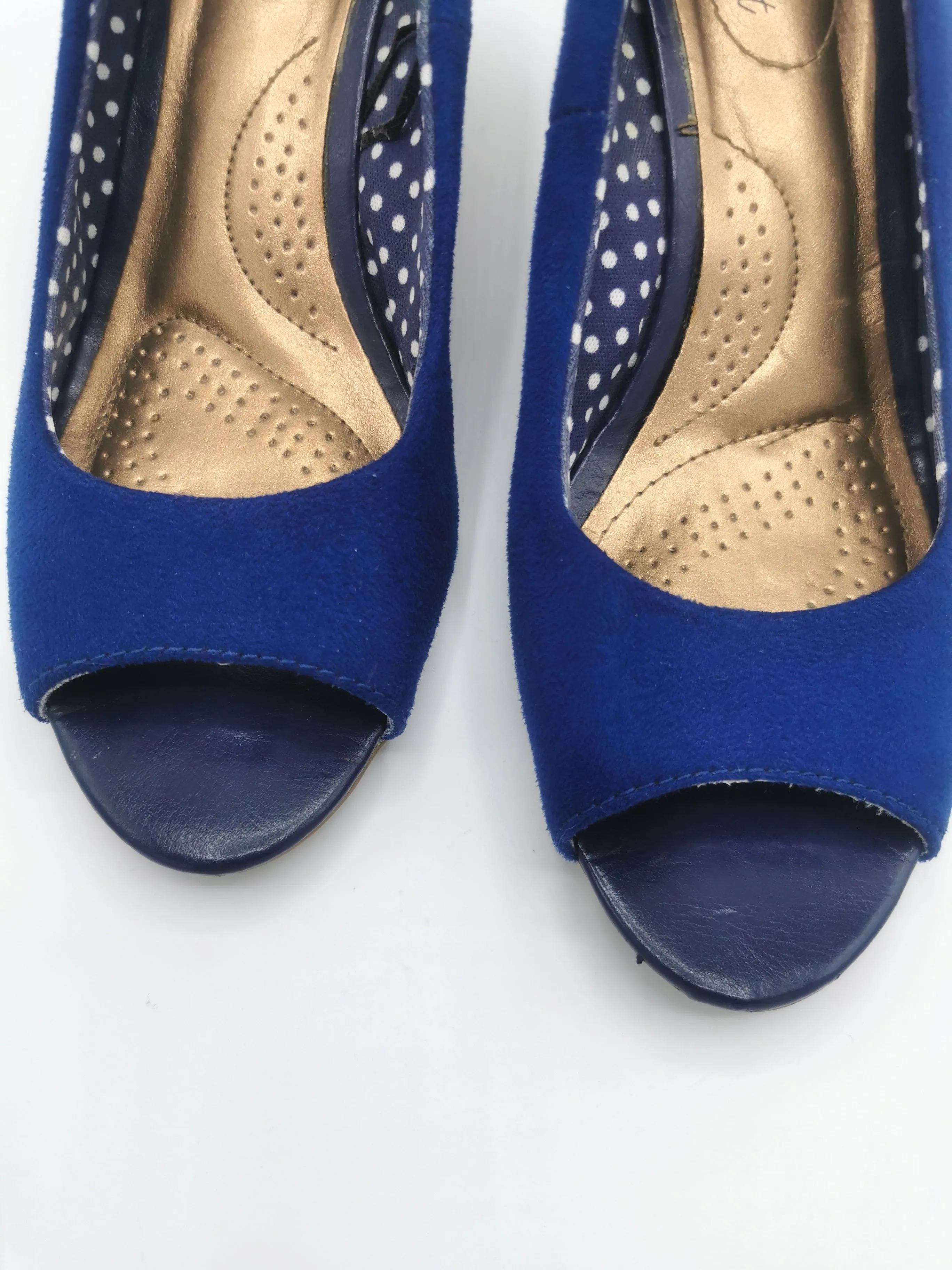 WOMENS SIZE 7 - DEXFLEX, Comfort Wedge Heel Sandals EUC B59