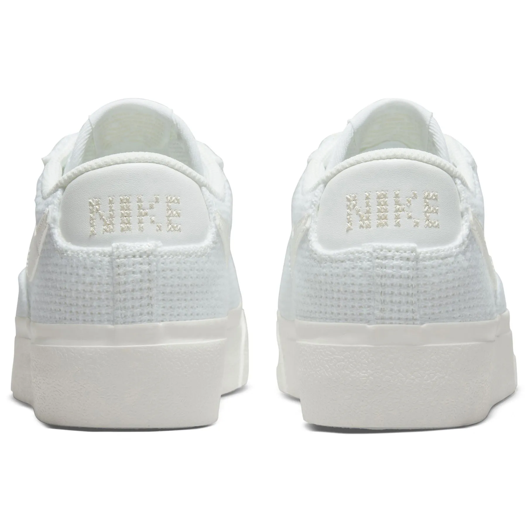 Zapatillas Nike Mujer Urbanas Blazer Low Platform ESS | DN0744-100